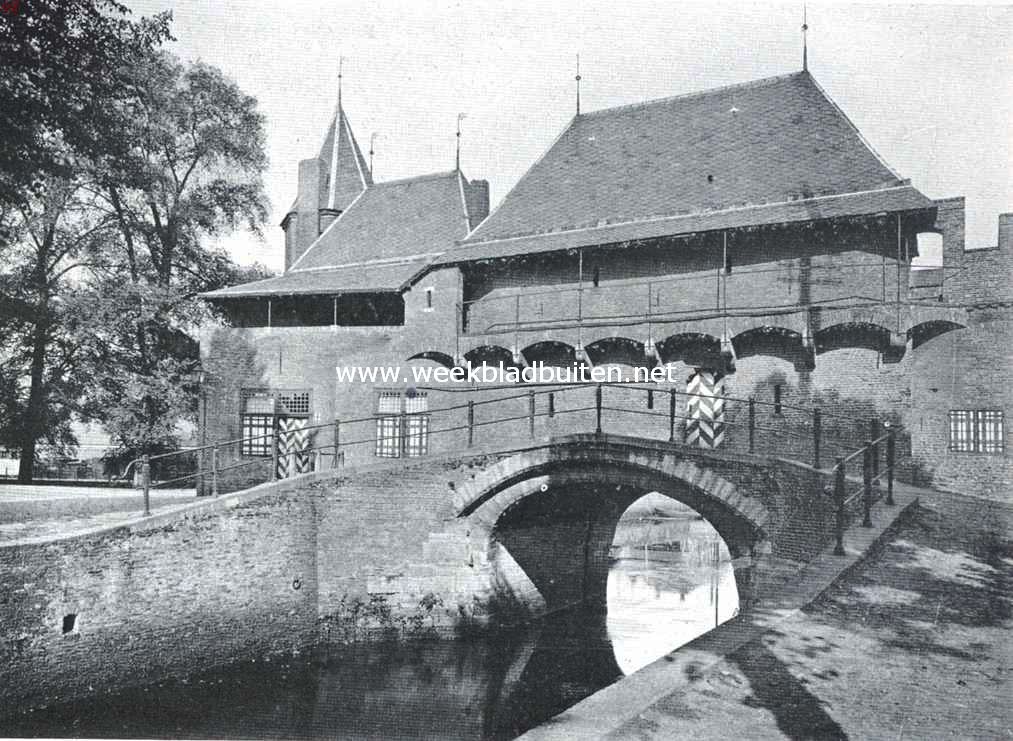 De Koppelpoort. Binnenzijde van de Waterpoort