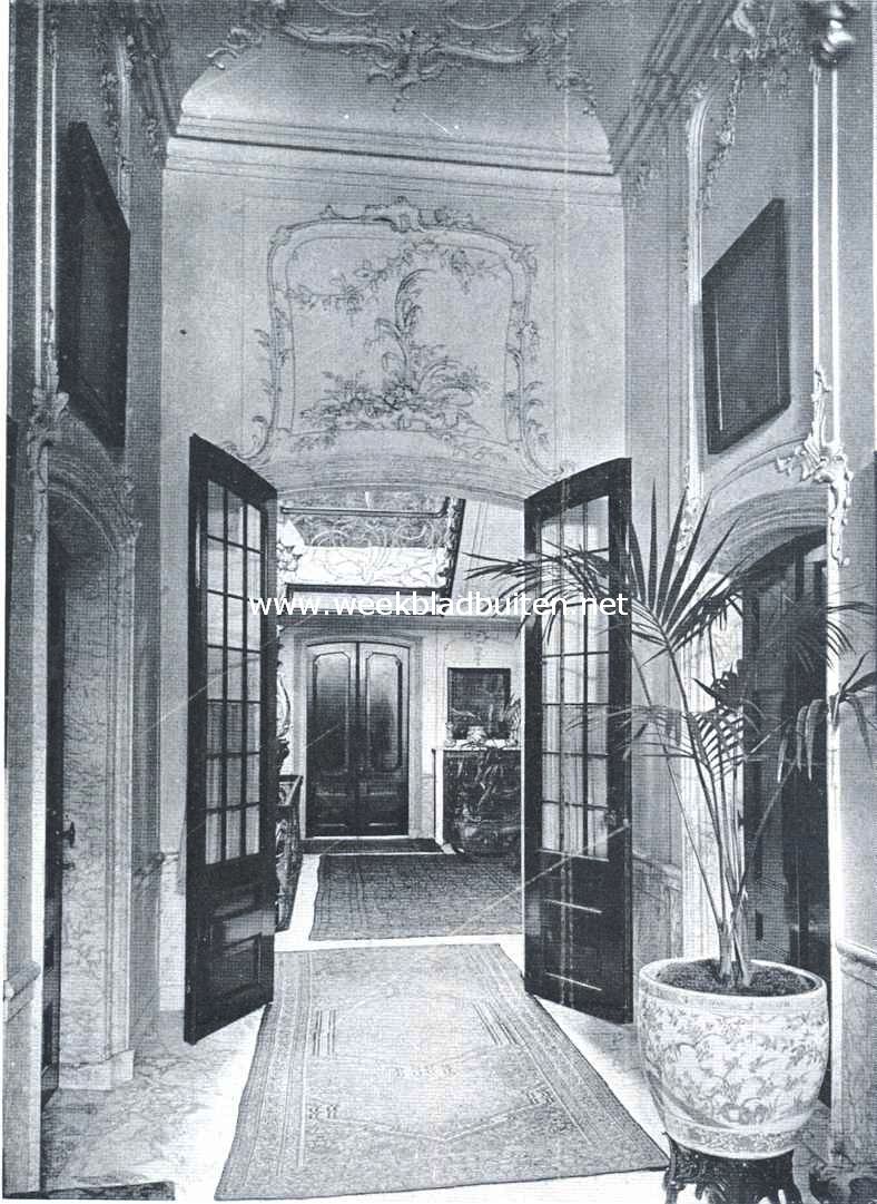 Het huis van de familie Van Loon. Vestibule in het huis van de familie Van Loon