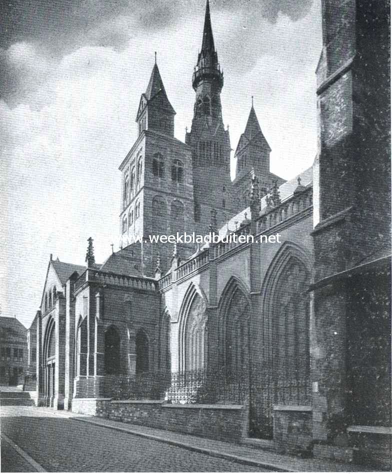 De St. Servatiuskerk. Zuidzijde, met in 't westen de torens boven den Narthex