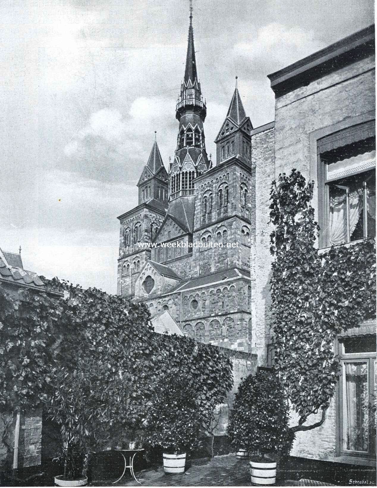 Bij de St. Servatiuskerk