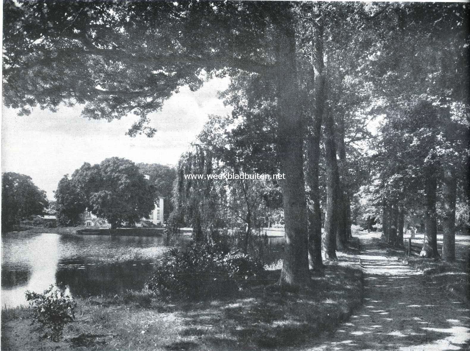 Het park bij het Huis Molecaten
