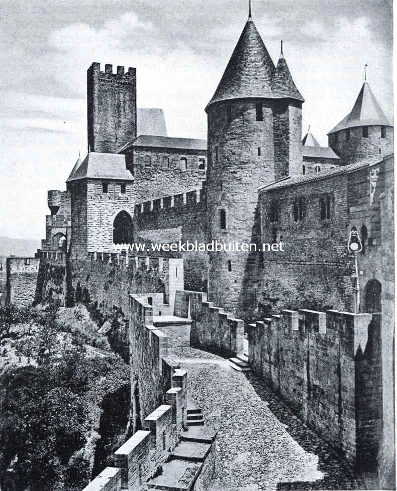 La cit de Carcassonne. Toegang tot de cit door de Porte d' Aude