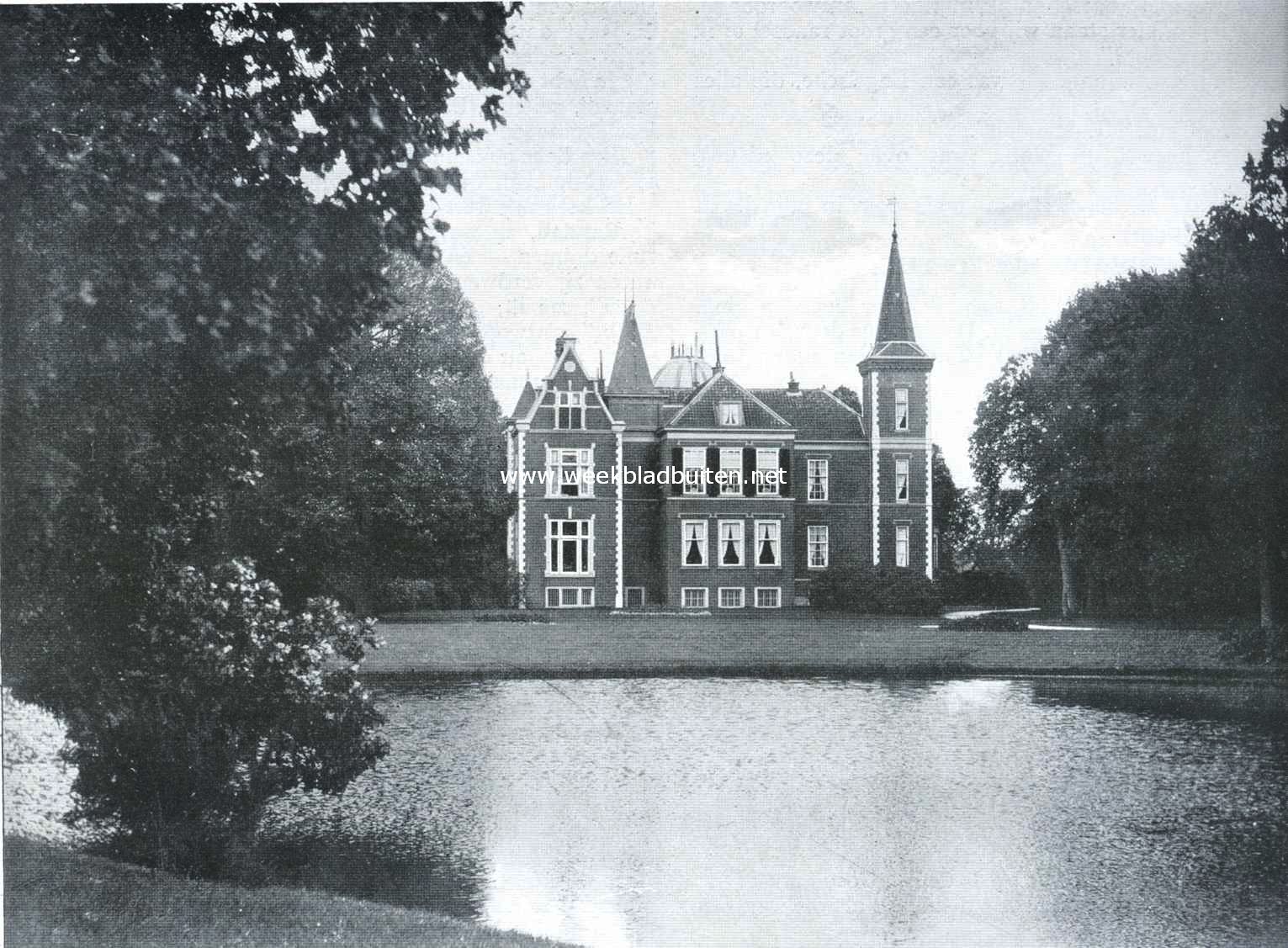 Duinrel. De achterzijde van het kasteel Duinrel, die nog het meest het achttiende eeuwsch karakter heeft bewaard