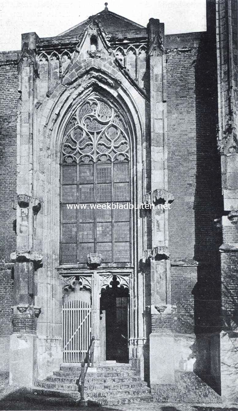 Het zuiderportaal van de St. Cunera-kerk te Rhenen