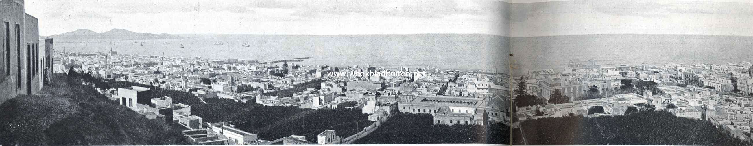 Reisindrukken van de Canarische Eilanden. Panorama van Las Palmas. Links de Isleta 1