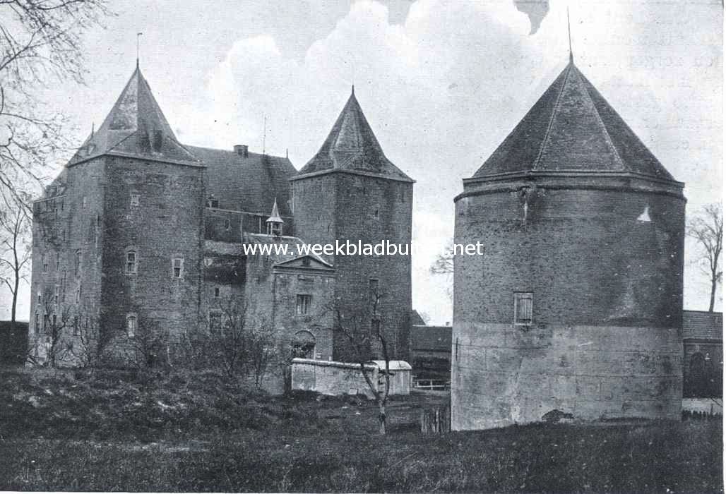 Het Slot Loevestein. Loevestein, het slot met, rechts, den kruittoren, het eenig overblijfsel van de voorburcht