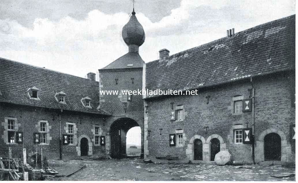 Het kasteel Cortenbach. De voorhof