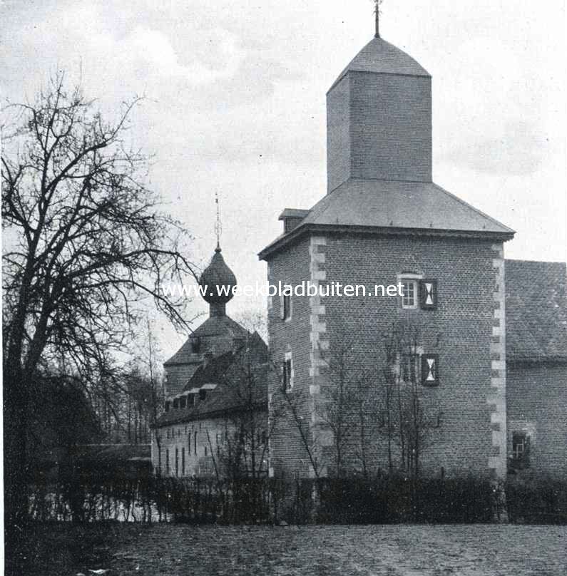 Het kasteel Cortenbach. Hoektoren en gezicht op de voorgebouwen