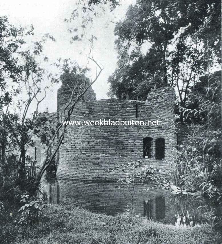 De hoektoren van den uilenbouwval in 