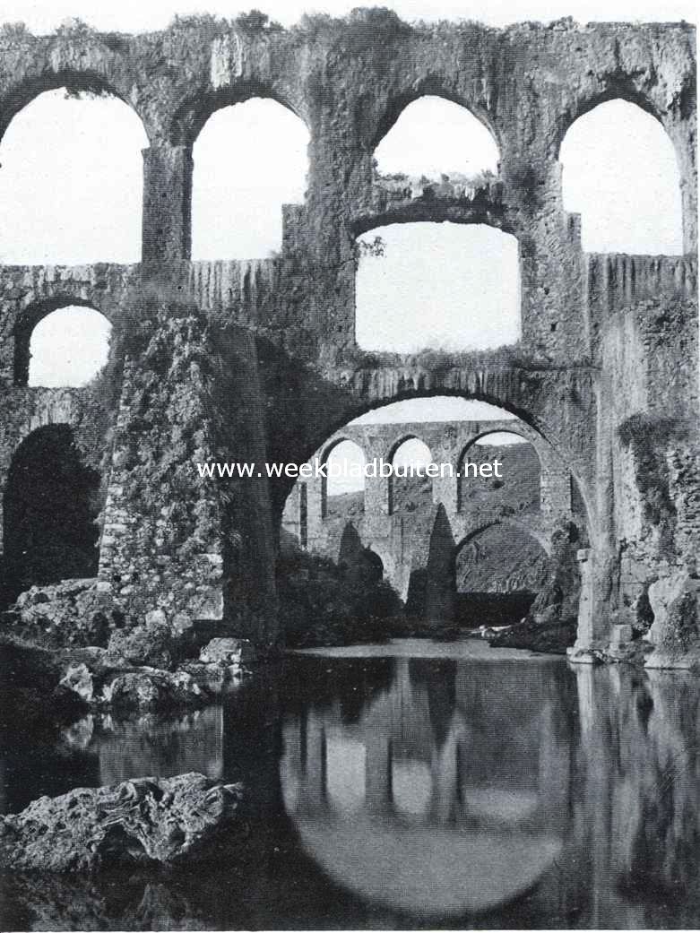 Het aquaduct van Alexander bij Smyrna