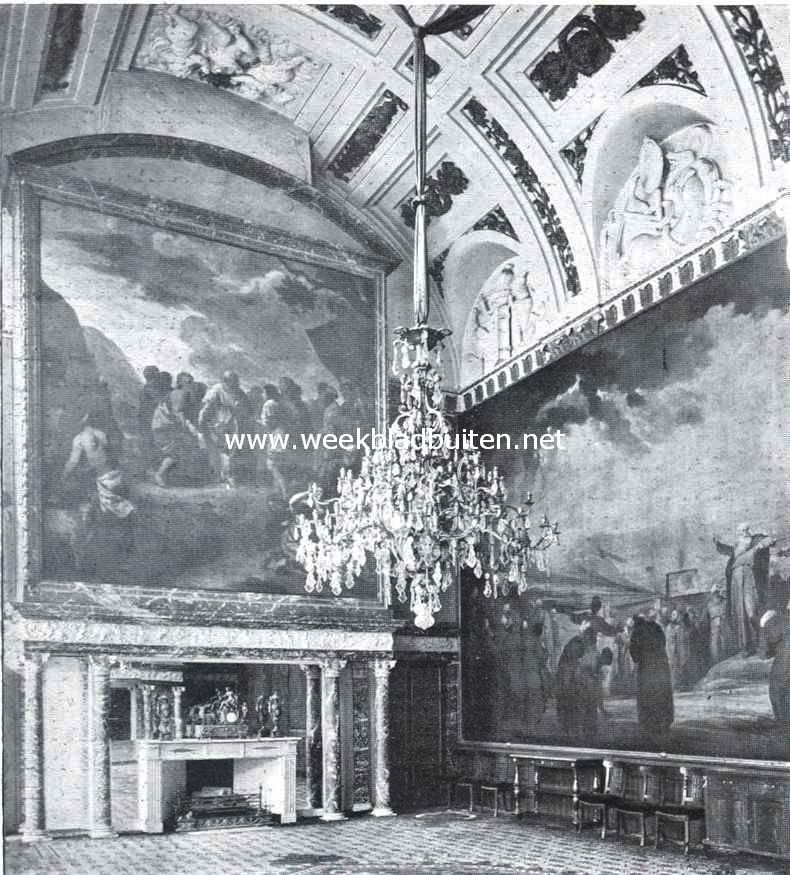 Het Amsterdamsche Stadhuis-Paleis. De Vroedschapszaal, met gezicht op de schouw aan de zuidzijde