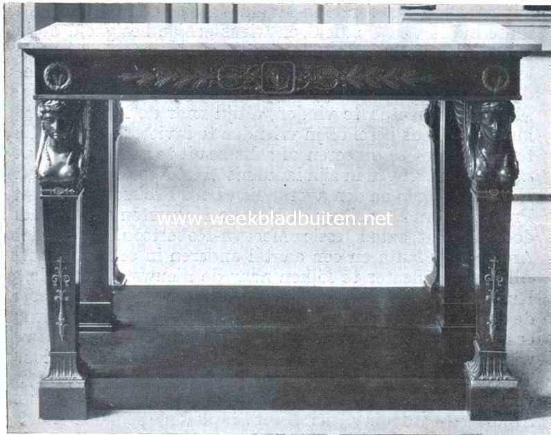 Het Amsterdamsche Stadhuis-Paleis. Empire-dressoir
