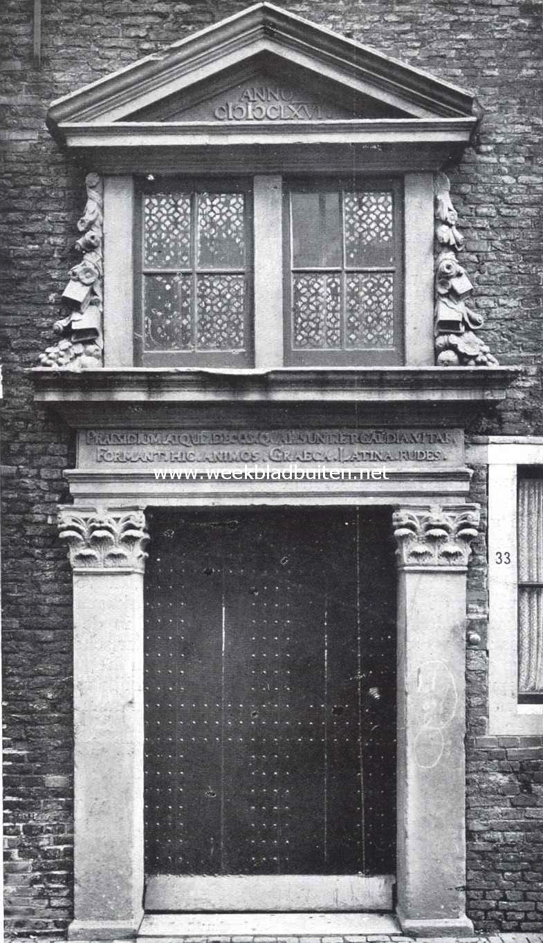 Het poortje der voormalige Latijnsche School te Gouda