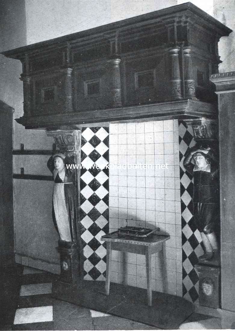 Schouw met weeskinderen-Caryatiden in het Weeshuis te Gouda