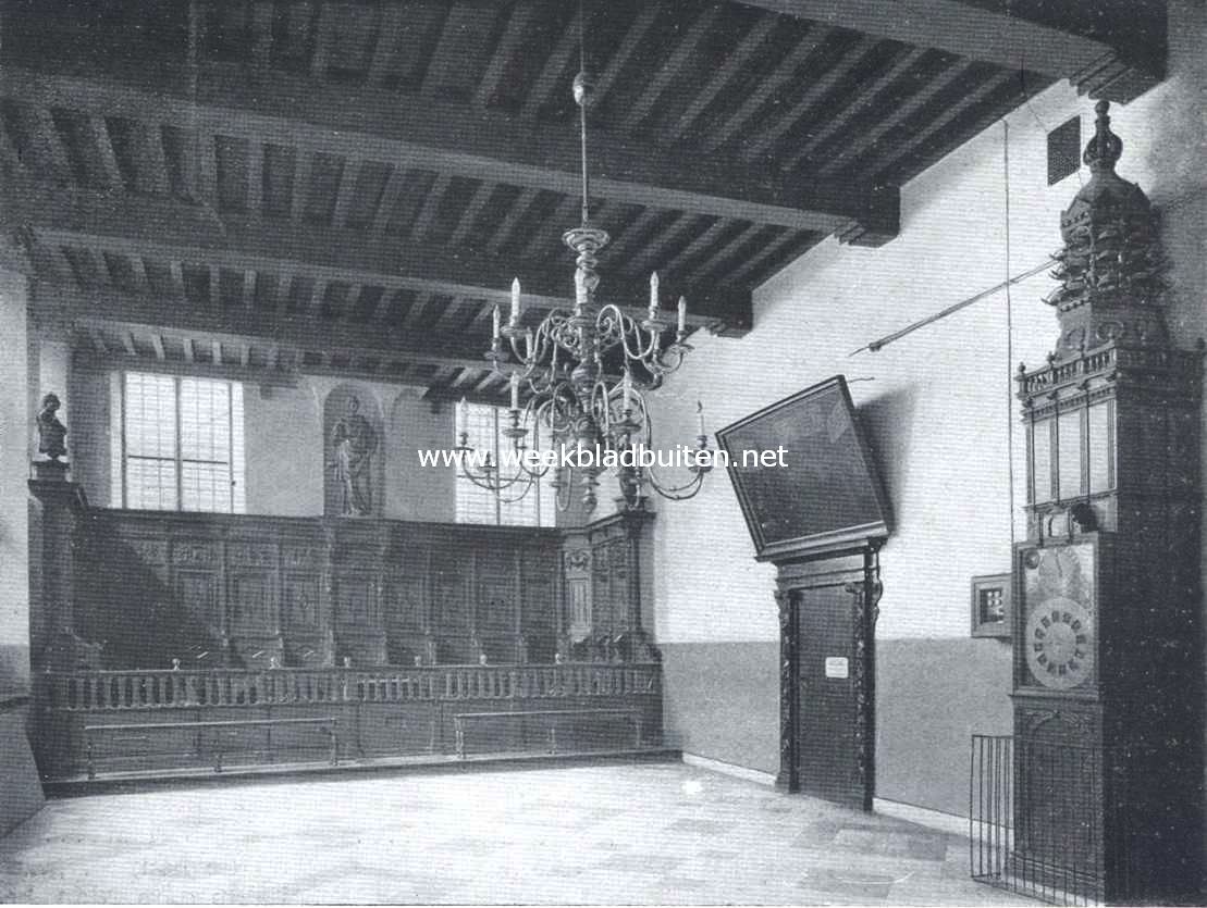 Het Raadhuis te Nijmegen. De schepenbank in de voorhal