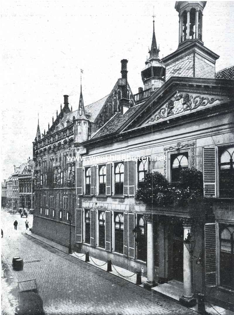 Het oude en nieuwe raadhuis te Kampen