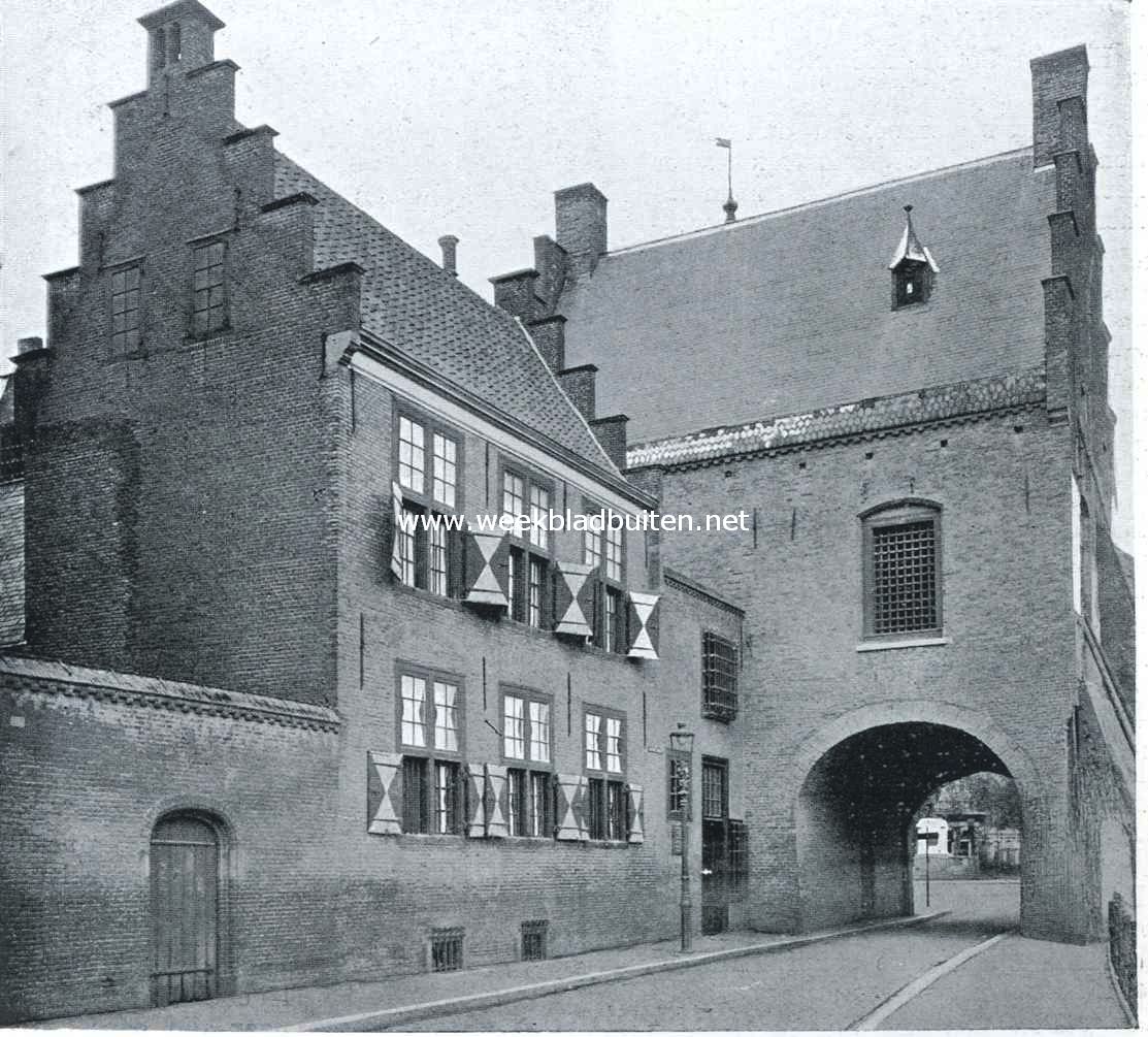 Het Binnenhof. De voorste poort van den hove, meer bekend onder den naam van Gevangenpoort, binnenzijde