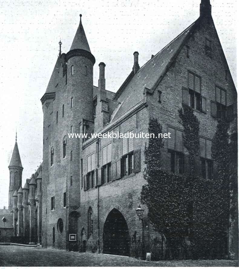 Het Binnenhof. Gezicht uit het zuidoosten op de voormalige grafelijke gebouwen, met de vleugel, waarin zich de zaal van De Lairesse bevindt