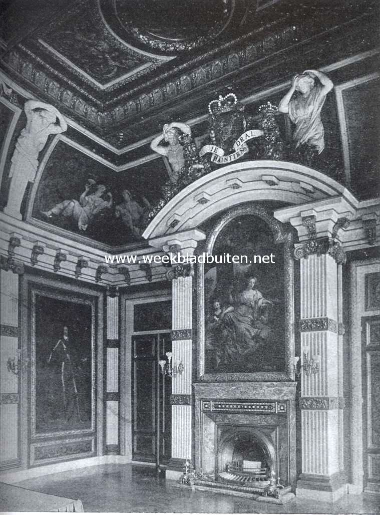 Het Binnenhof. Hoek van de Trves-zaal