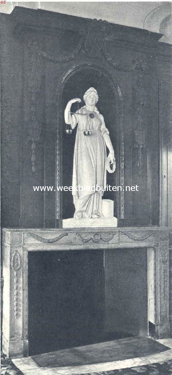 De schoorsteen in de groote zaal van het oude rechthuis te westzaan
