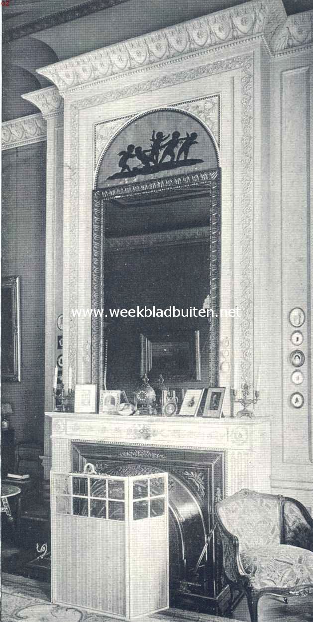 'n Haarlemsche patricirswoning. Schoorsteen in een der kamers