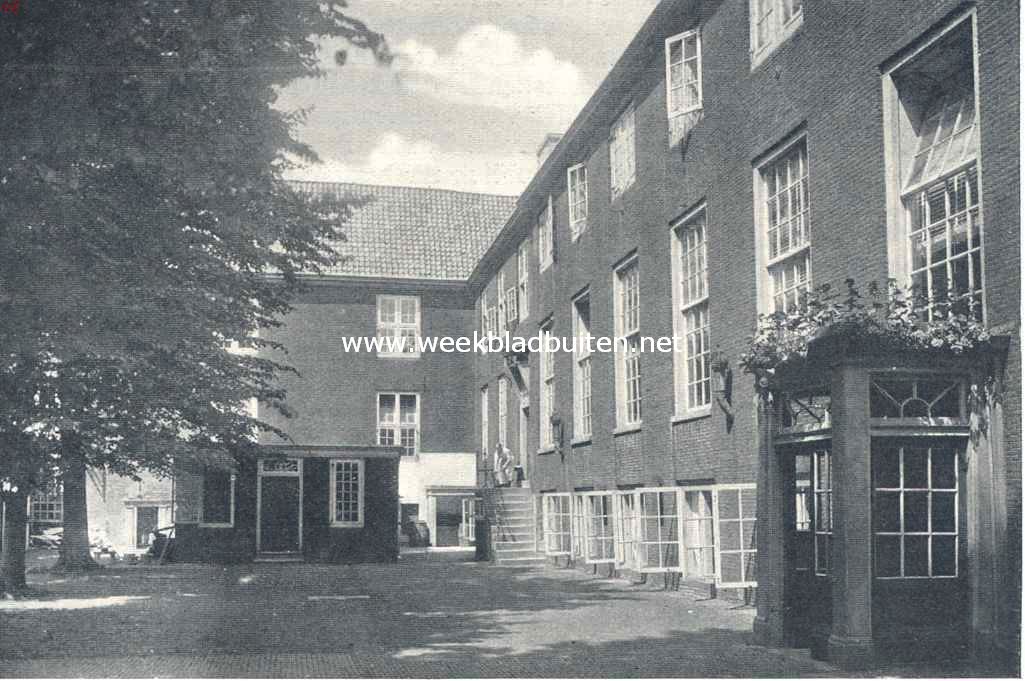 Het Diakonie Oude Vrouwen- en Mannenhuis der Ned.-Herv. Gem. te Amsterdam. Hoek van de binnenplaats van het Diakonie Oude Vrouwen- en Mannenhuis