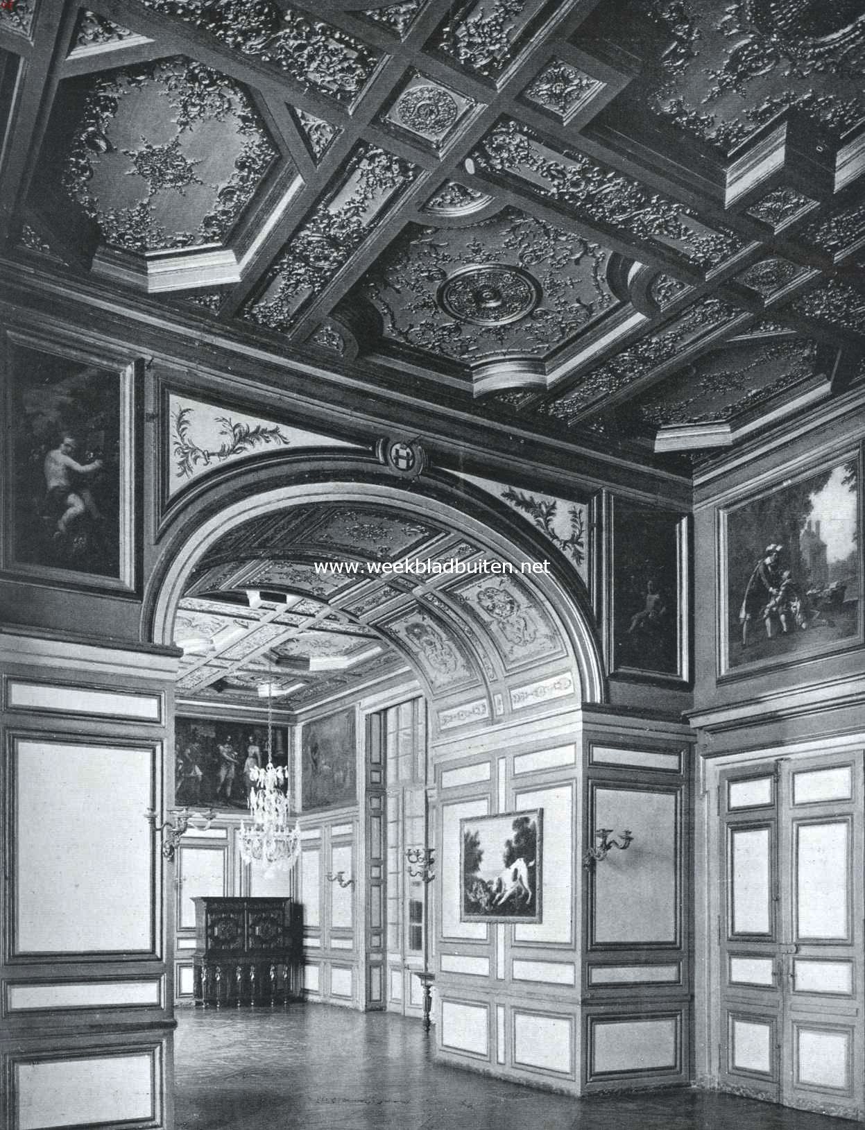 Paleizen en kasteelen om Parijs. Fontainebleau. Salon de St. Louis