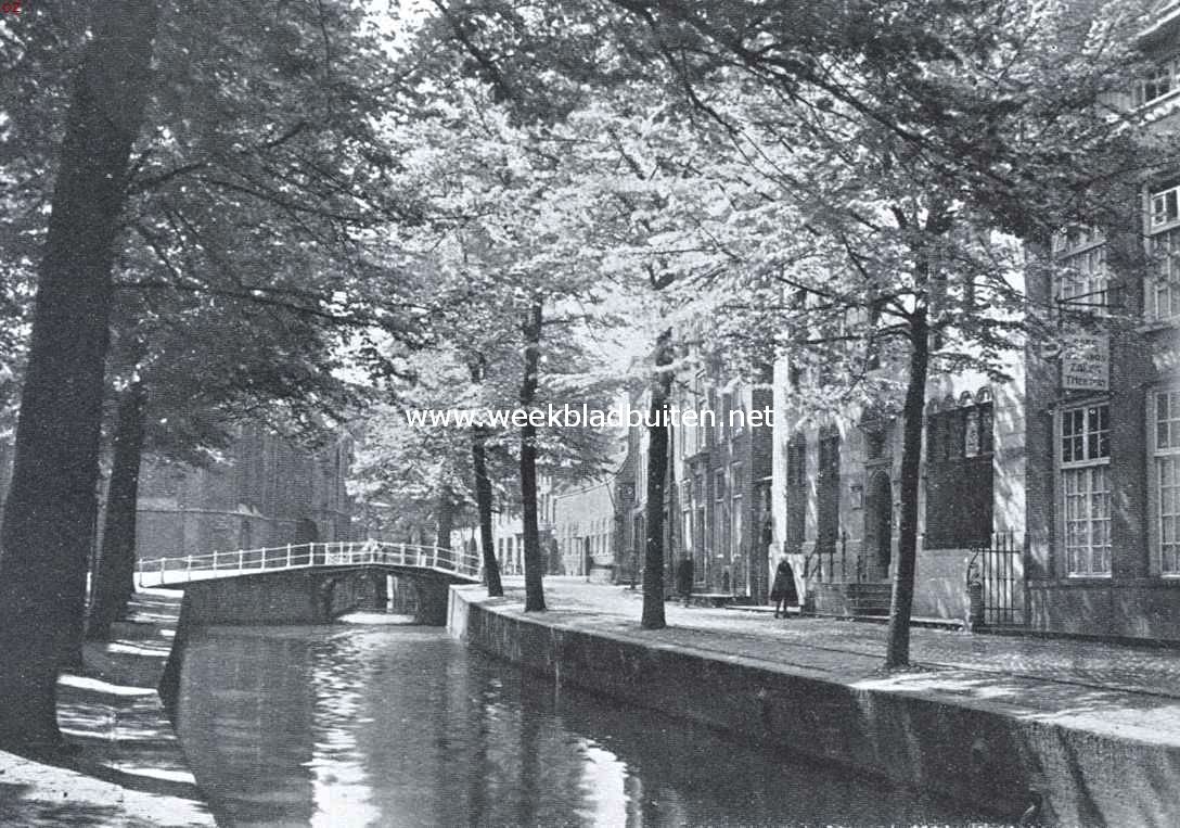 De buiging van de Oude Delft om den toren der Oude Kerk