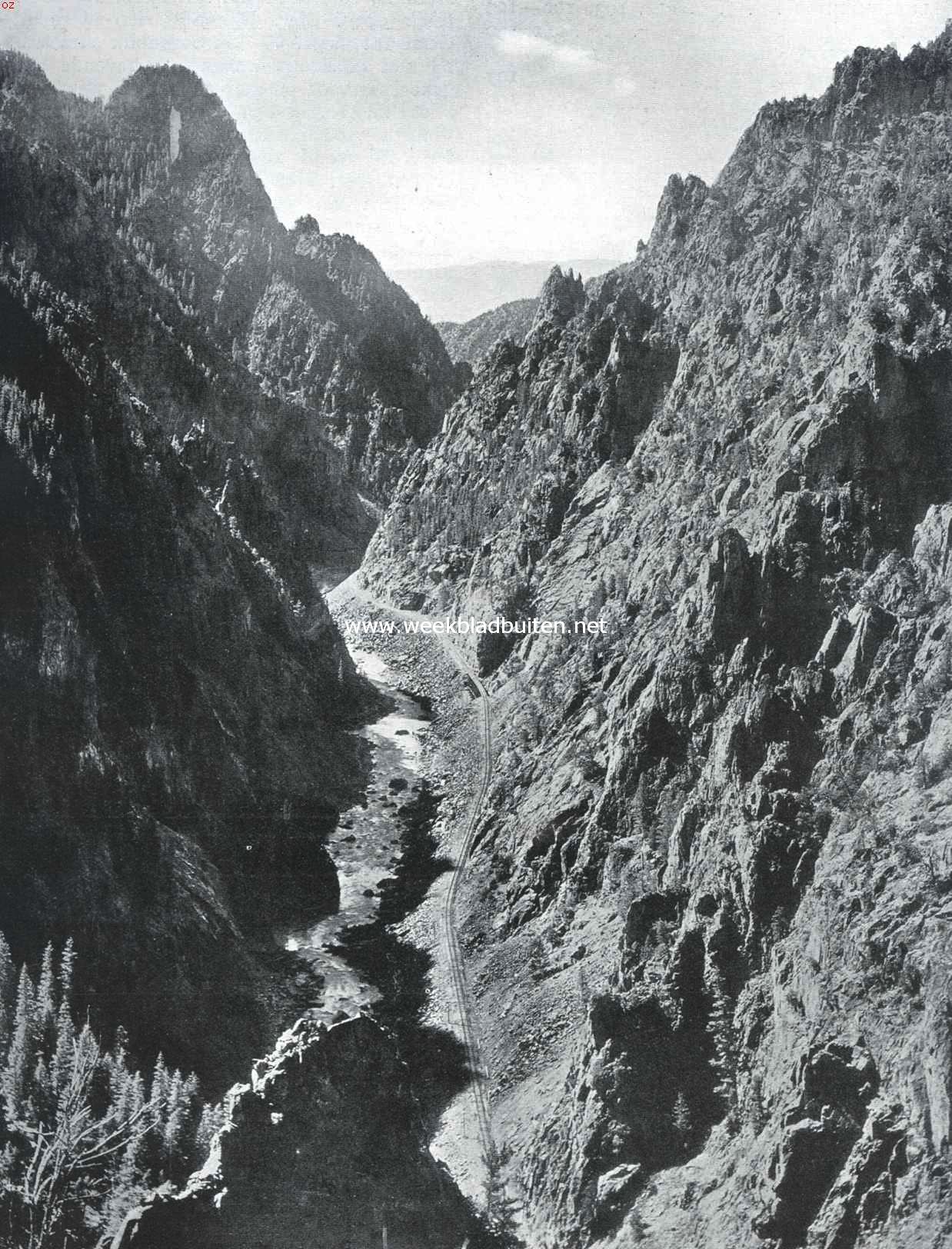 Het Amerikaansche Rotsgebergte. De Gore Canyon, een gedeelte van den zoogenaamden Moffat Road.