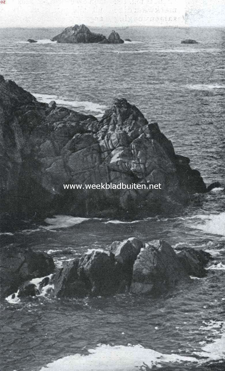 Een reis door Bretagne. Rotsen aan de kust bij Douarnenez