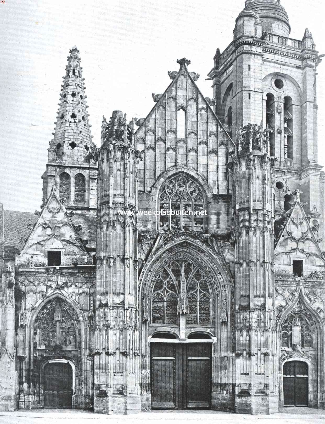 De omstreken van Parijs. Voorgevel van de St. Pierre te Senlis