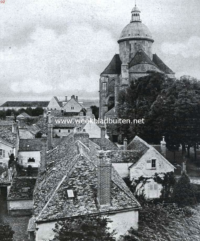 De omstreken van Parijs. De kerk St. Quiriace te Provins
