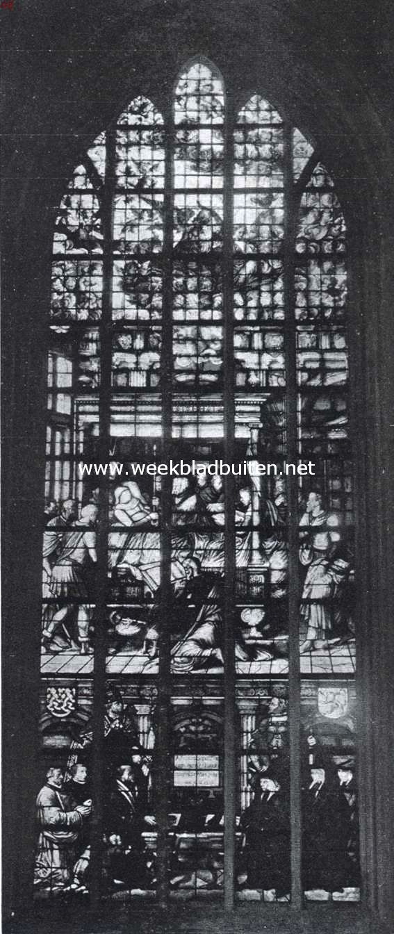 De Oude Kerk te Amsterdam. Raam met voorstelling van het sterfbed van Maria