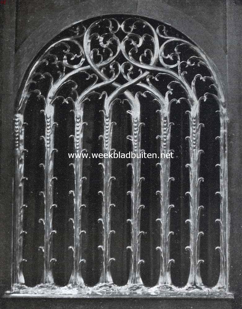 De Oude Kerk te Amsterdam. Een der vakken in het koorhek