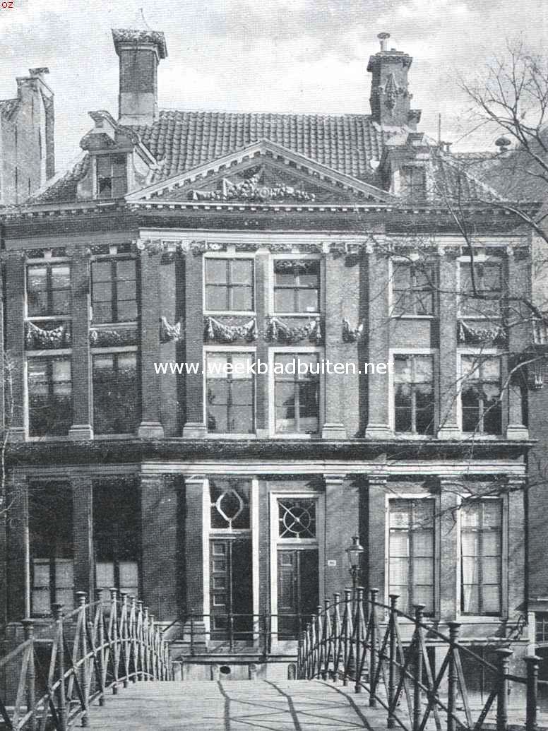 Het Raadhuis van Amsterdam en zijne verbouwing. Door Ph. Vingboons ontworpen gevel aan den O.Z. Voorburgwal, gesloopt ten behoeve van de verbouwing van het Raadhuis