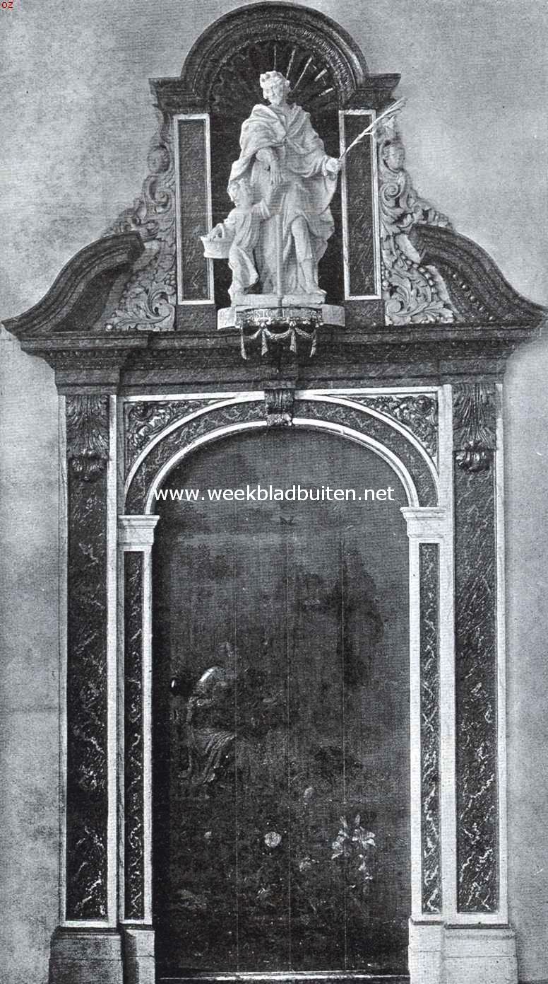 Deur in de Oud-Katholieke kerk te Leiden