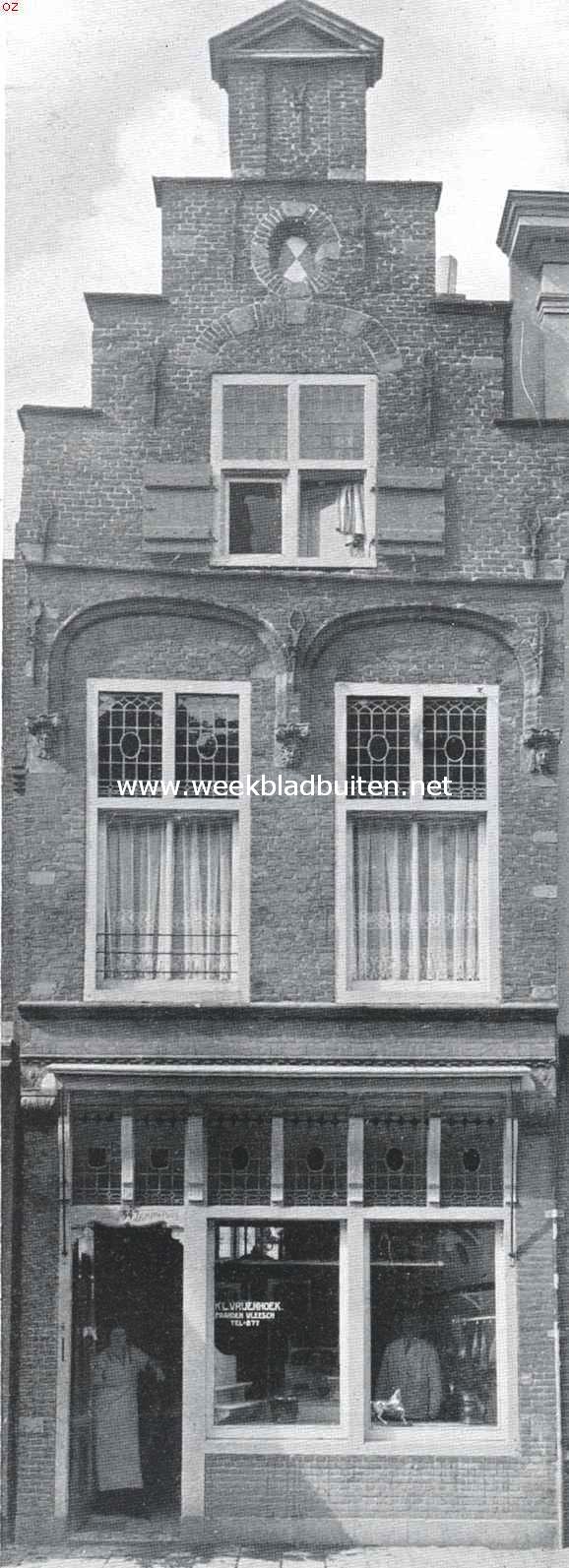 Delft. Geveltje aan de Choorstraat