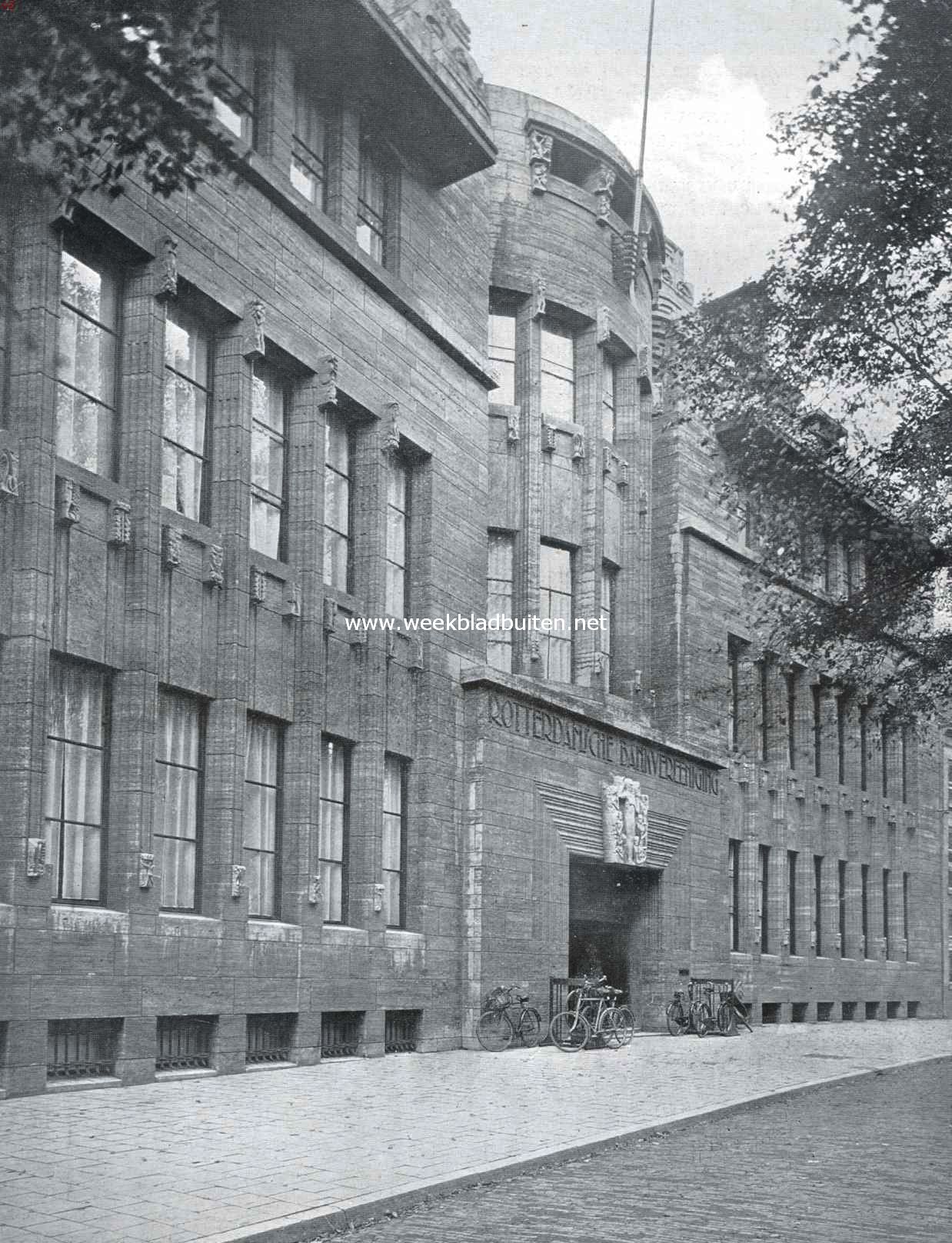 Oud- en Nieuw Den Haag. Gebouw der Rotterdamsche Bankvereeniging aan den Kneuterdijk