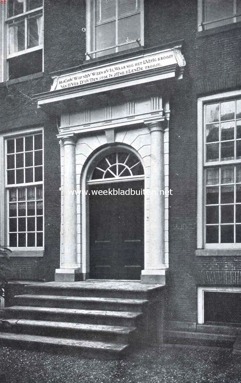 Het R.K. Oude-Armenkantoor te Amsterdam. Poortje aan de binnenplaats