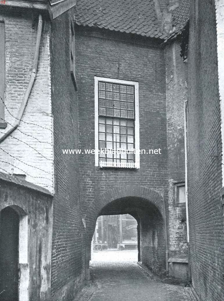 Een mooi stadsgezicht te Zutphen. Poort van het v.m. Predikheerenklooster, binnenzijde