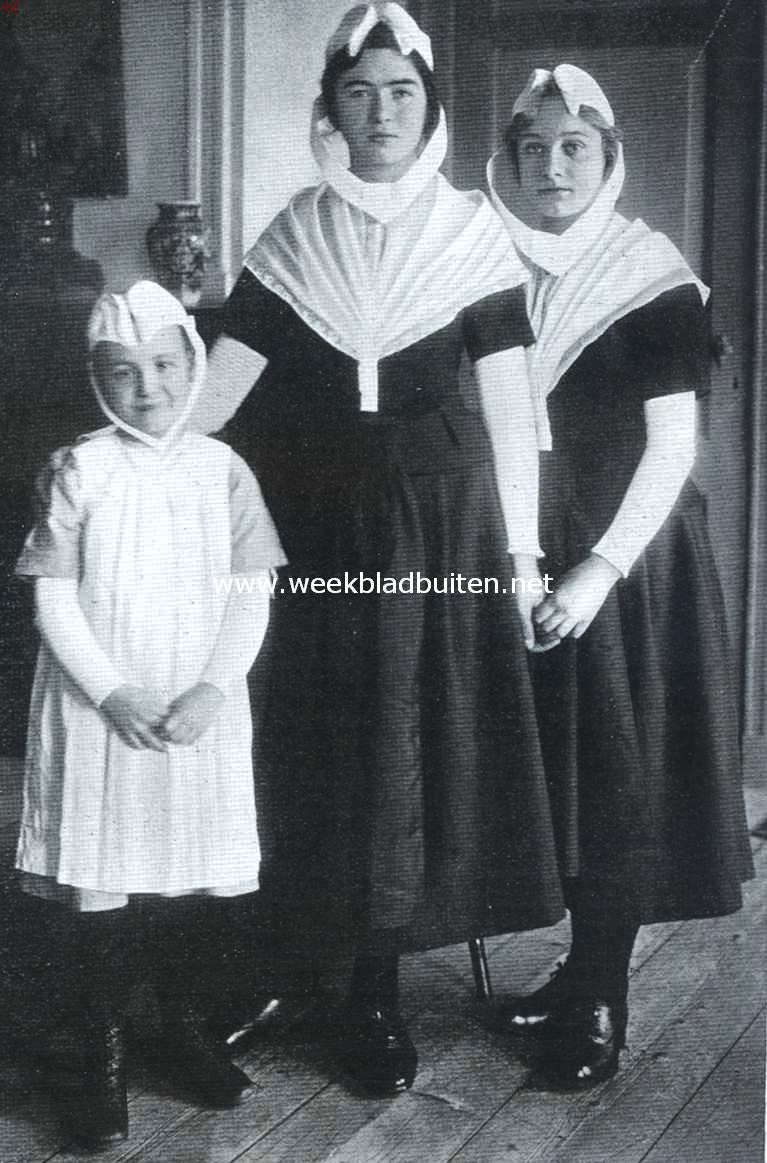 Het Gereformeerd Burgerweeshuis te Rotterdam. De kleeding der meisjes