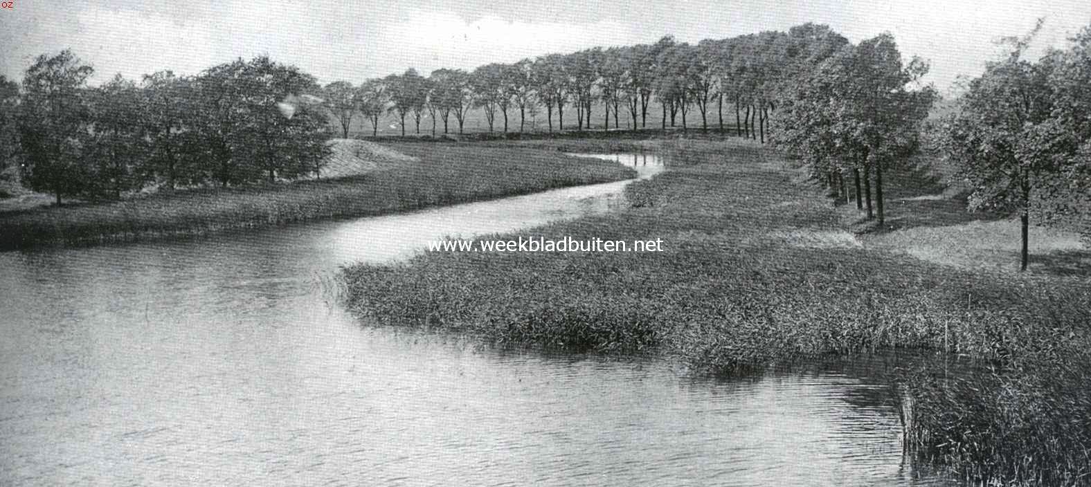 Naarden's vestingwerken. De Binnenvestinggracht aan de Noordzijde, gezien van het bastion Katten in de richting van het Werk Ronduit