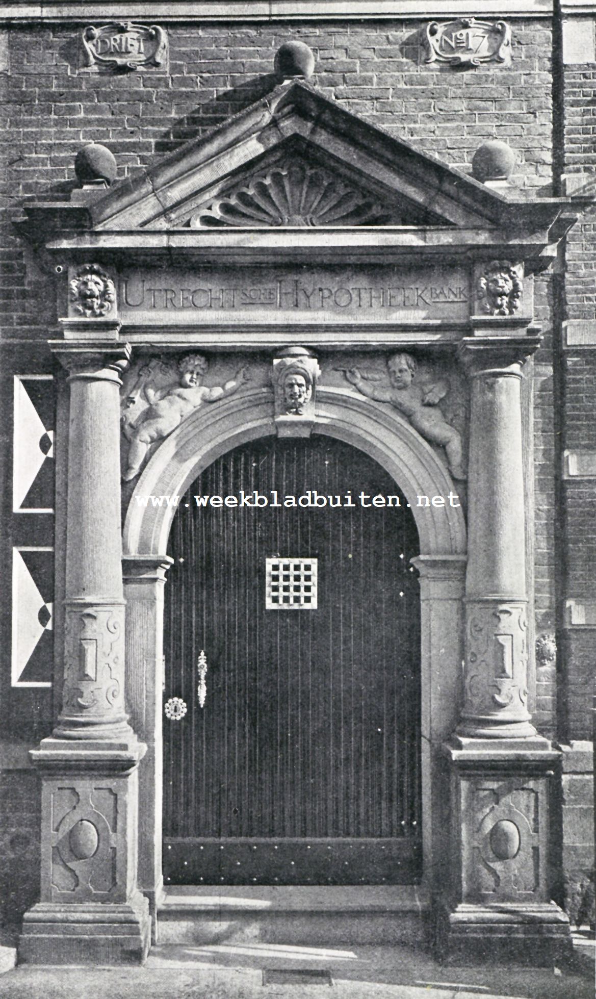 Oude Utrechtsche Huizen. Poort van het huis van Gillis van Ledenberch te Utrecht