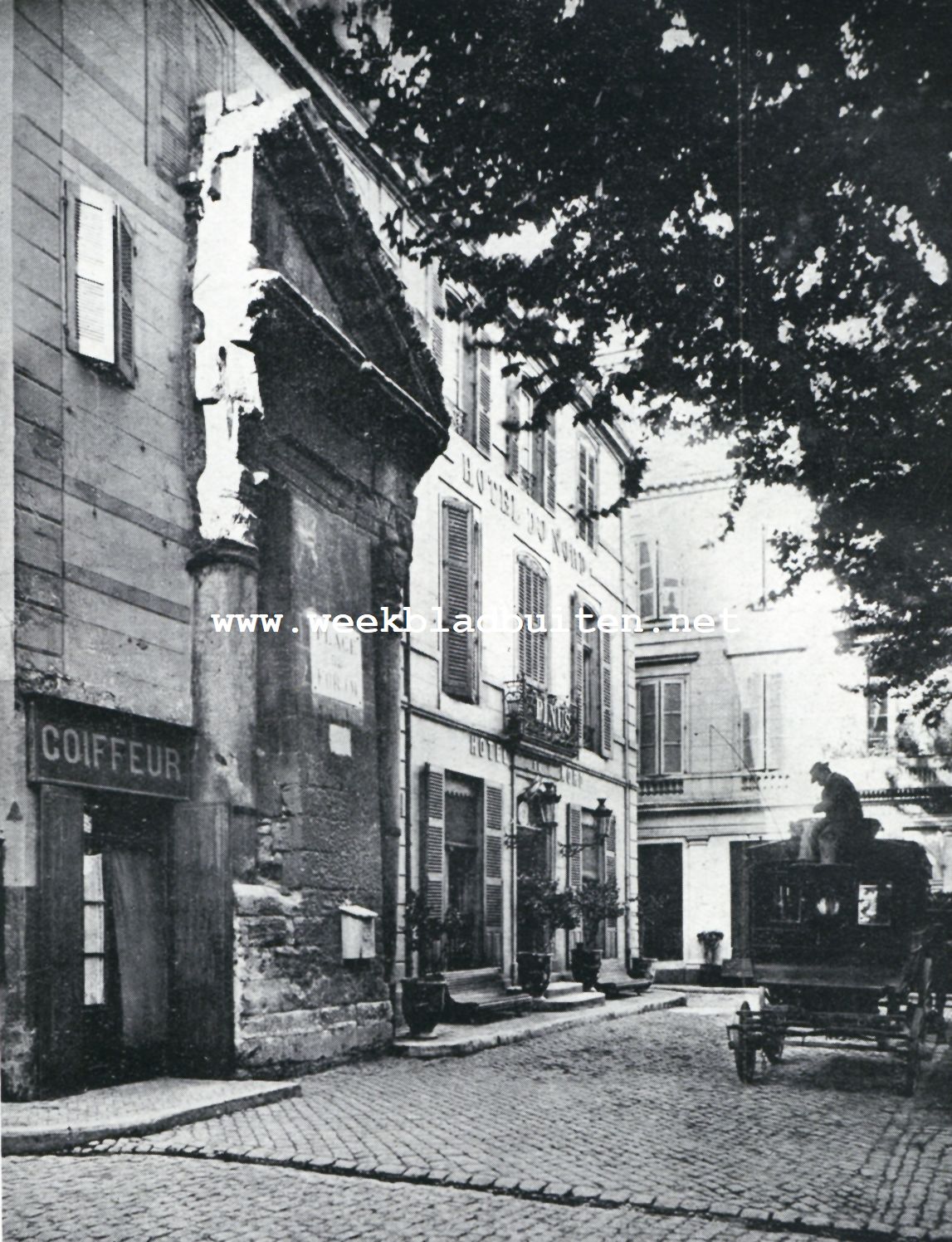 In Arles. Place du Forum