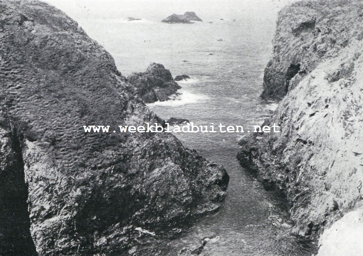 De kust van het Bretonsche eiland Belle Isle