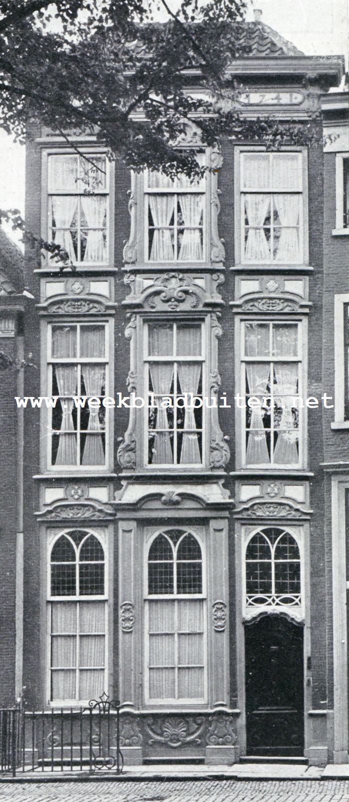 Gemeentelijke Keuringsdienst in het Oude Delft. Huis aan de Oude Delft te Delft