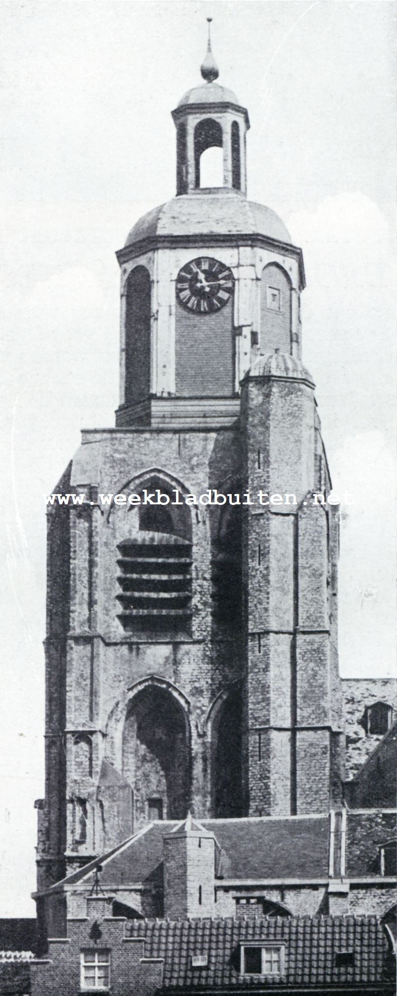 De toren der Groote of St. Geertruidakerk te Bergen op Zoom