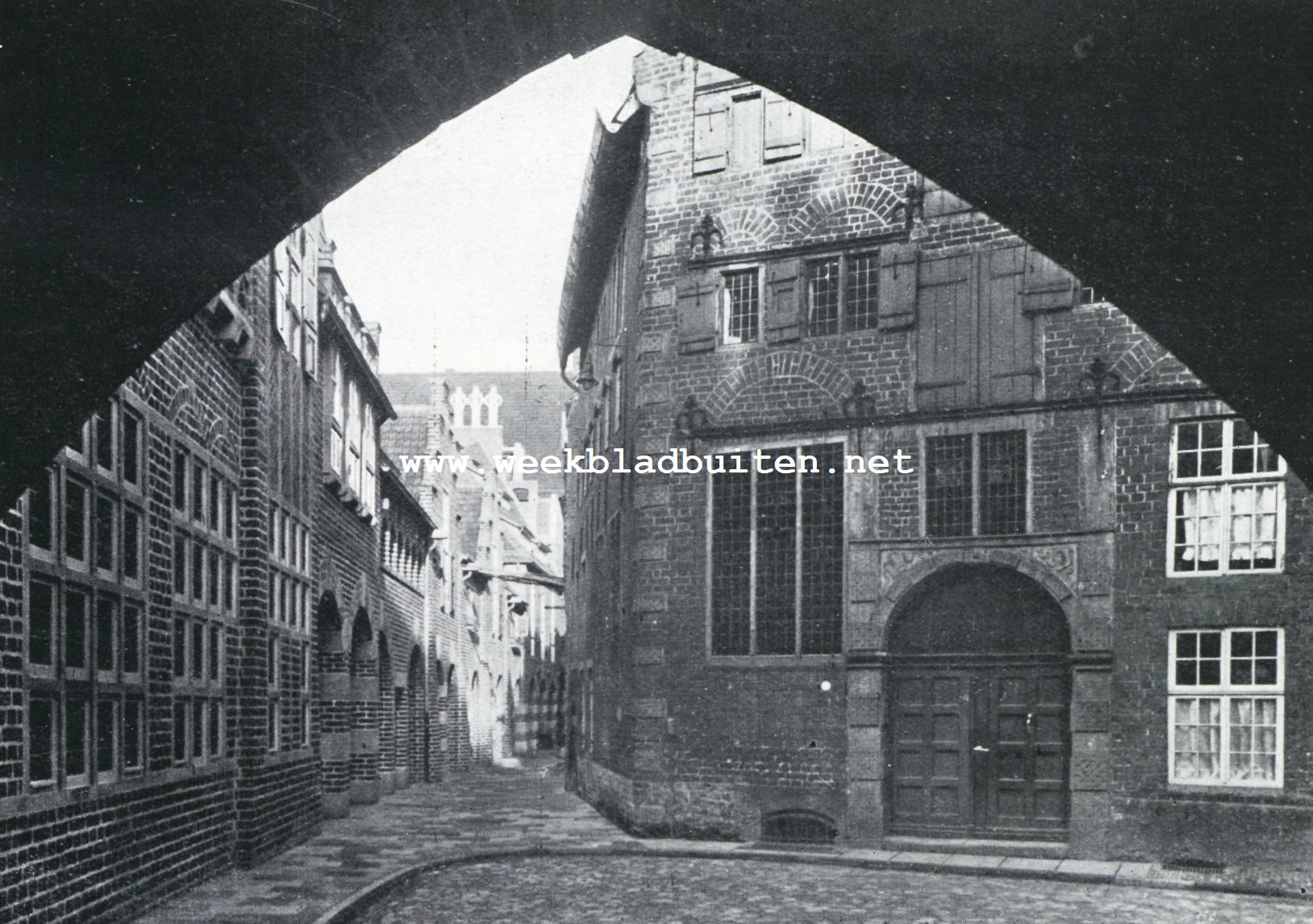 De Bttcherstrasse te Bremen. Rechts het Roselius-huis