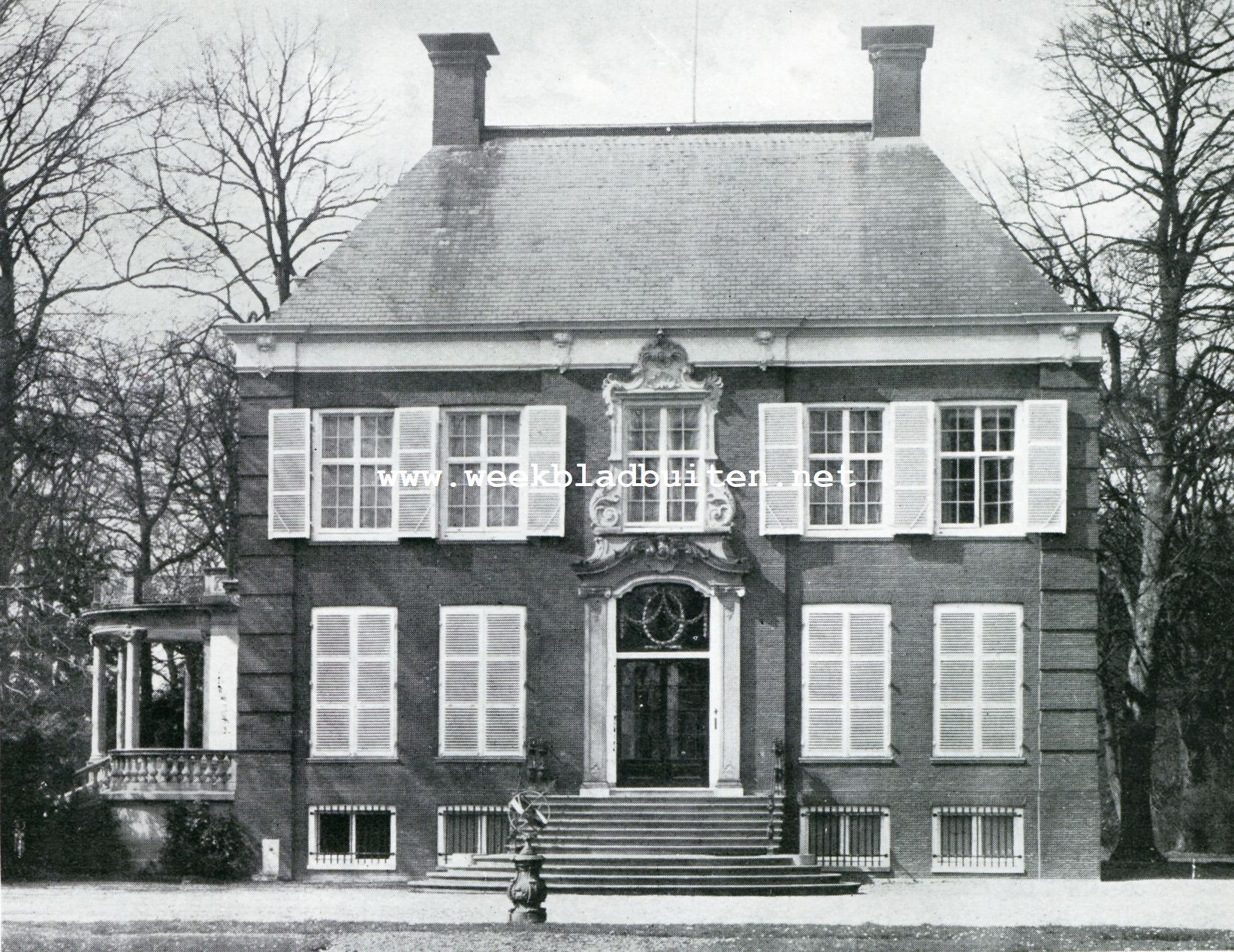 Vreedenhoff aan de Vecht. De voorgevel van Vreedenhoff (Vechtzijde)