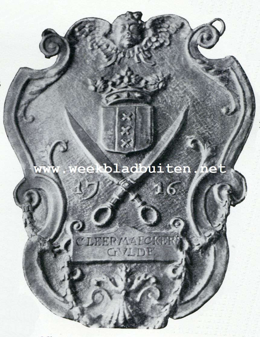 De Gilden voorheen en . Thans. Schild van het Amsterdamsche Kleermakersgilde